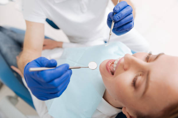 Best Teeth Whitening  in Roanoke, IN